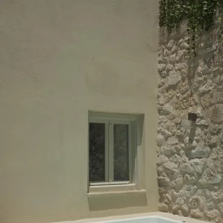 Skiti A Quiet Stone House In Mani *